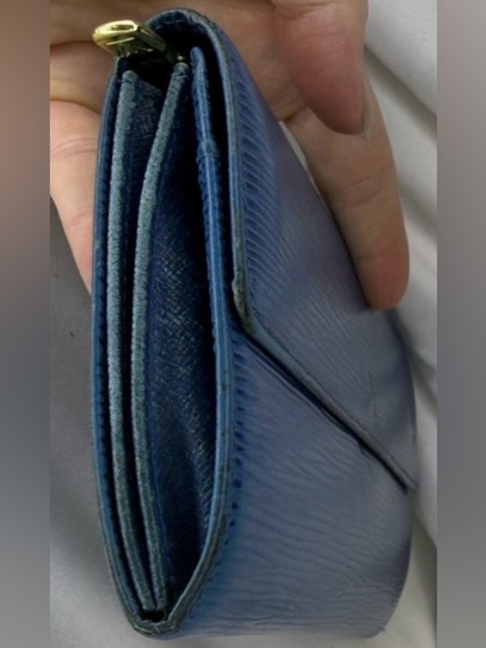 Louis Vuitton Epi Porte Feuille Toledo Blue Long Leather Bifold Wallet - EUC - Picture 5 of 5
